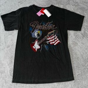 NWT Fender Guitar Men’s Medium Genuine Distressed USA Patriotic Eagle Tee Shirt